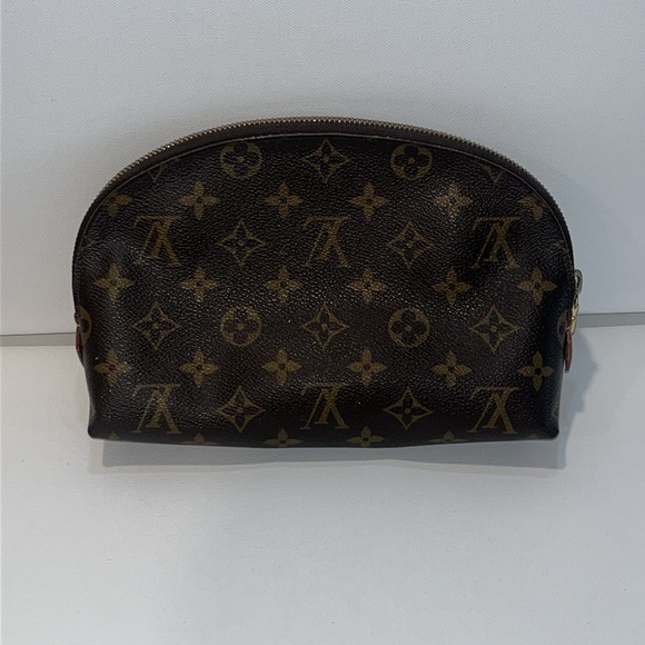 Louis Vuitton Monogram GM Cosmetic Makeup Bag - Picture 2 of 8